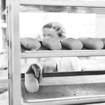Ruční výroba bramborových knedlíků
